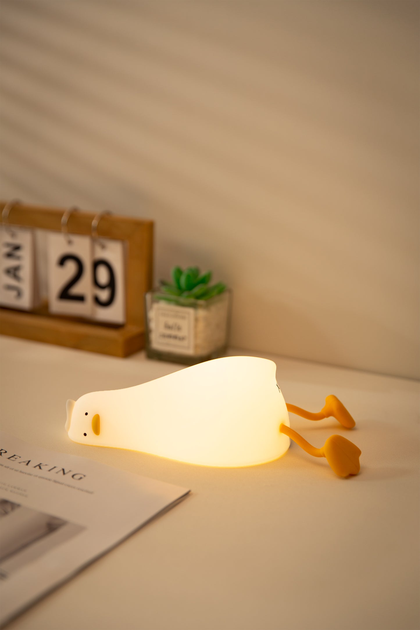 Lying Duck Lamp